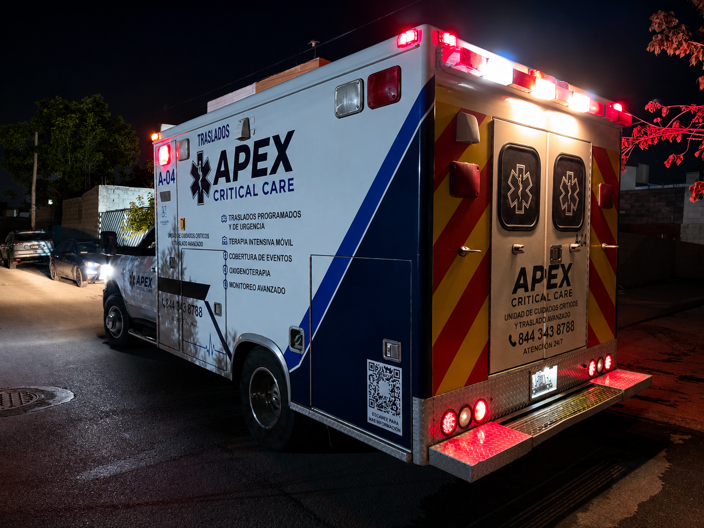 Ambulancia APEX Critical Care en servicio nocturno